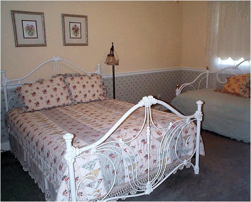 לורנס Victorian Veranda Country Inn חדר תמונה
