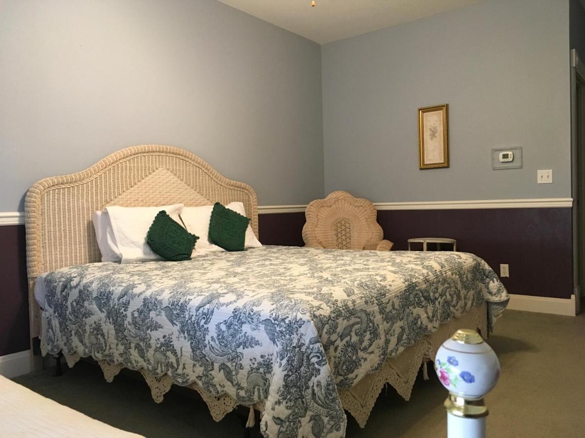 לורנס Victorian Veranda Country Inn מראה חיצוני תמונה