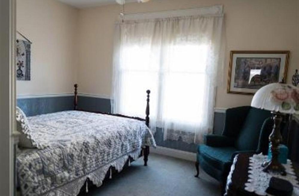 לורנס Victorian Veranda Country Inn מראה חיצוני תמונה